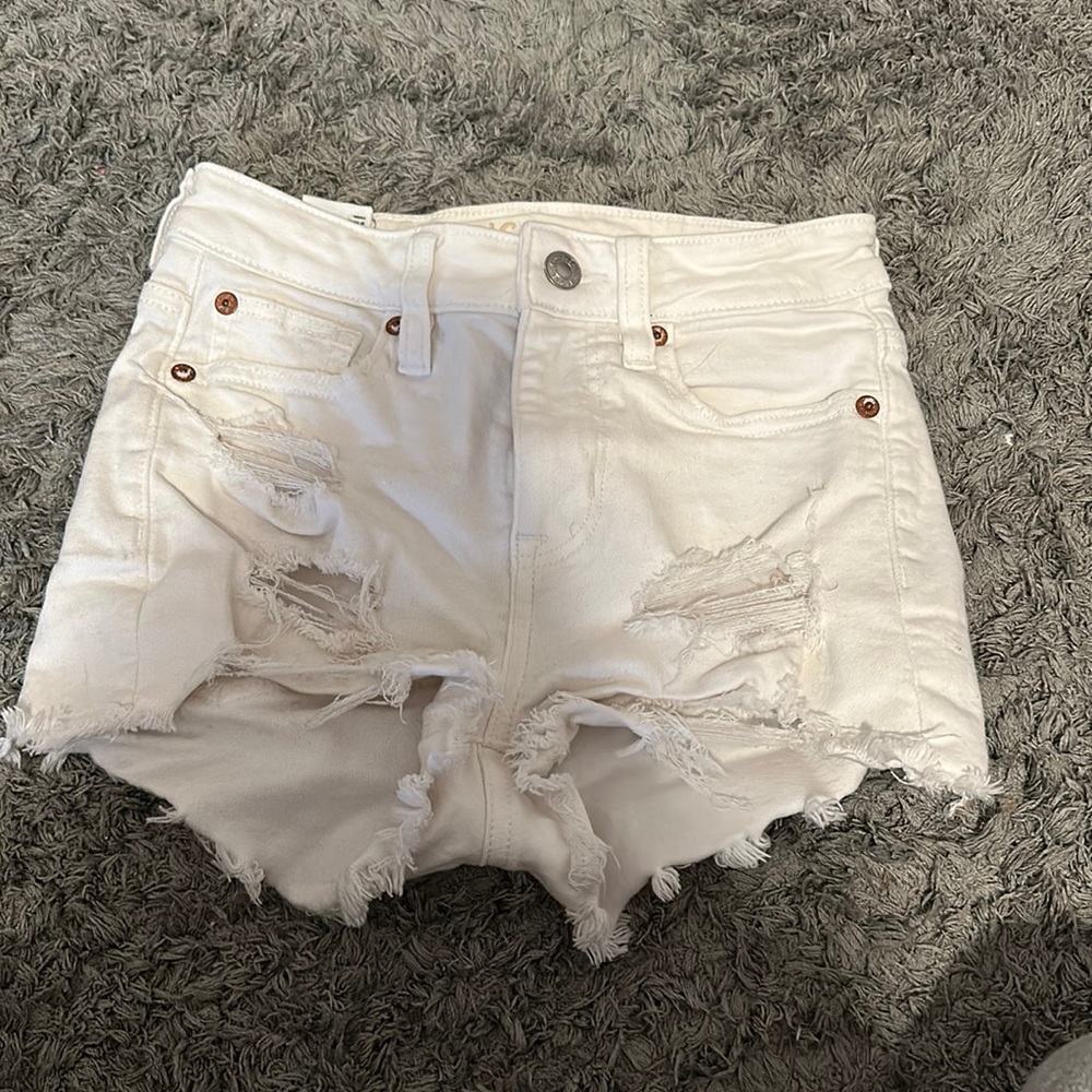 AMERICAN EAGLE 000 WHITE JEAN SHORTS